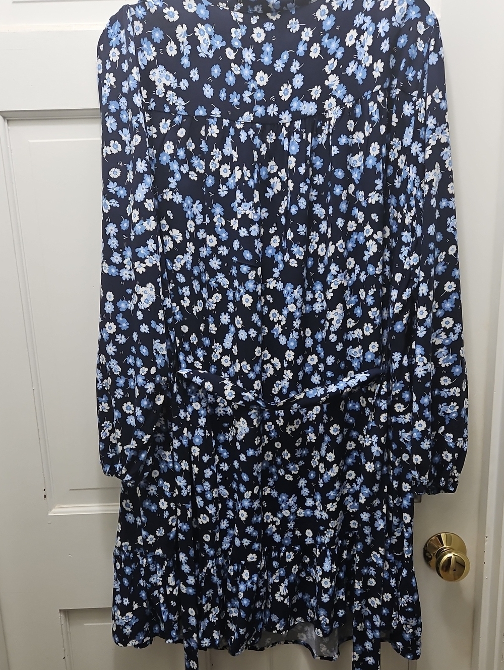 Tommy Hilfiger Navy Dress with Light Blue Floral Print XL - Picture 7 of 10